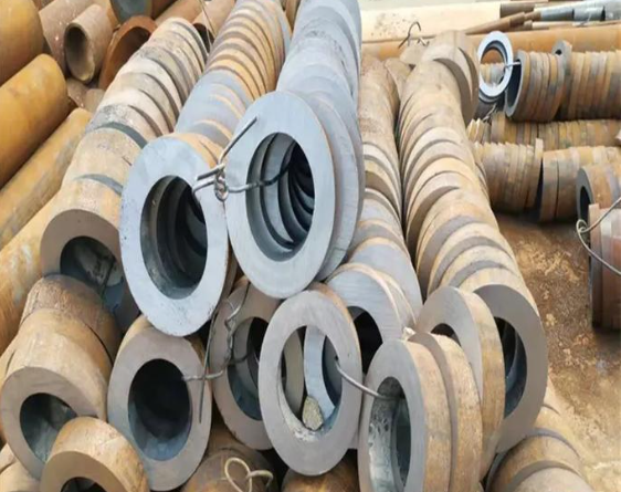 厚壁無(wú)縫鋼管切割加工發(fā)貨